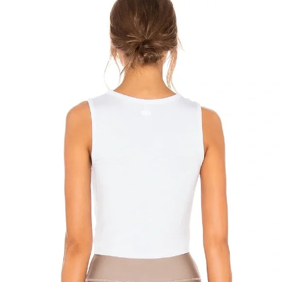 ALO Yoga white cropped top size xs - Picture 5 of 6